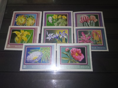TIMBRE UNGARIA FLORI 1971 foto