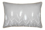 Cumpara ieftin Perna Decorativa Pampa 40x60cm, Culoare Natural, 55% Bumbac 45% Poliester