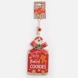 Ornament de Craciun Tocator Rosu cu Gingerbread, CMCLASS