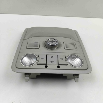 Iluminare interioară SKODA OCTAVIA III Combi 5E5 2014 OEM: 5E0867489A,5E0947105D 30641481 foto
