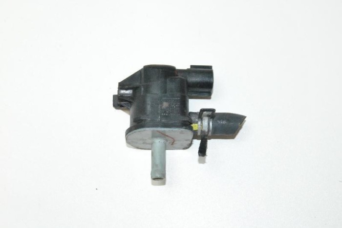 Supapa solenoid LEXUS RX _U3_ 2007 OEM: 90910-12276,136200-7010 2385512