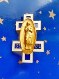 C591-I-Insigna veche Iisus-Sfantul Dumnezeu bronz emailat si aurit.