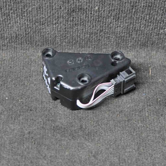 Amplificator de sunet VW GOLF V 1K1 2005 OEM: 1K0035463D