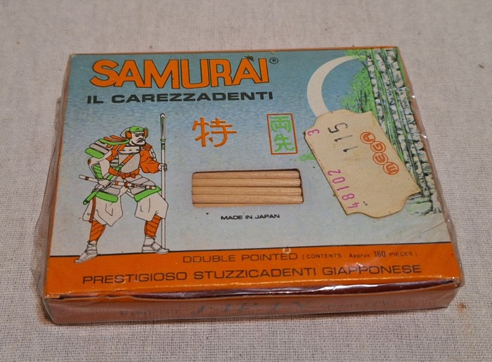 SAMURAI pachet sigilat de scobitori - fabricat in Japonia s-a gasit pe piata RO