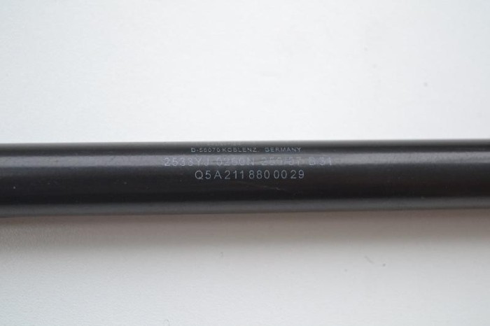 Amortizor capota st&acirc;nga față MERCEDES-BENZ CLS C219 2007 OEM: A2118800029 2432359