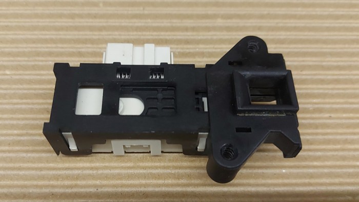 Mecanism inchidere usa hublou Masina de spalat GORENJE WHP72EAS / R30