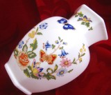 VAZA PORTELAN ENGLEZESC AYNSLEY FINE ENGLISH BONE CHINA MODEL COTTAGE GARDEN DECOR CU FLORI SI FLUTURI