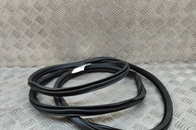 Garnitura ușă dreapta spate CITRO&amp;Euml;N C5 AIRCROSS 2021 OEM: 9816902580 | 26912212 foto