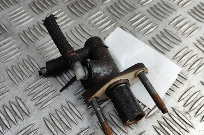 Cilindru ambreiaj MAZDA MX-5 III NC 2005 OEM: N121-41-990B,N12141990B 31354666