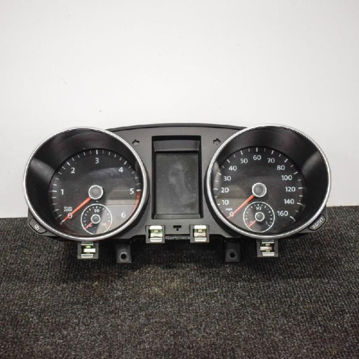 Ceas de bord VW GOLF VI 5K1 2011 OEM: 5K0920971A 3633578