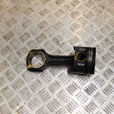 Piston MERCEDES-BENZ SPRINTER 3-t 906 2008 OEM: A6460300220,A6460300917 foto
