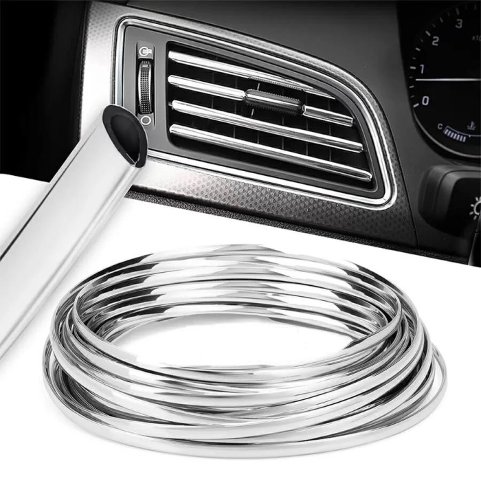 Banda ornament auto tip &quot;u&quot; pentru muchii sau grila ventilatie, 15m liniari, silver