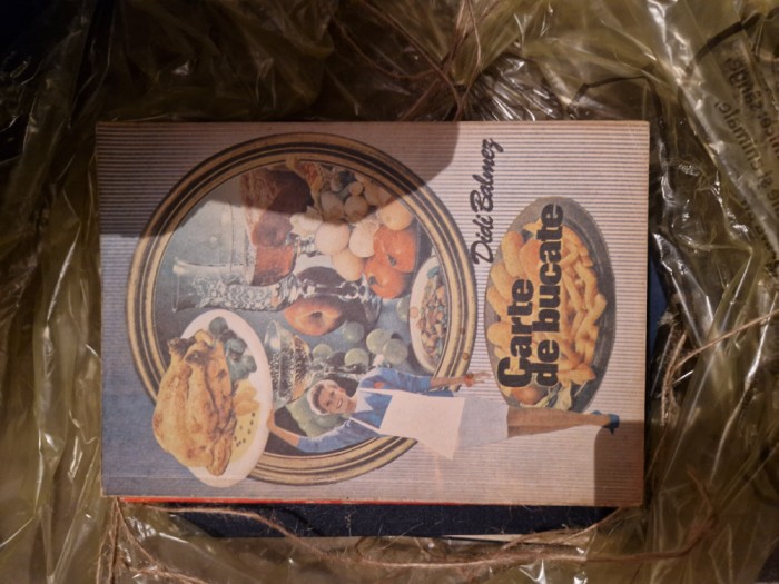 Carte de bucate vintage