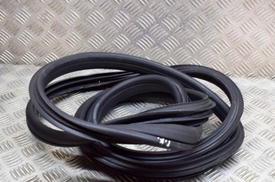 Garnitura ușă st&amp;acirc;nga față MERCEDES-BENZ C Coupe C205 2016 OEM: A2056363700 | 21590472 foto