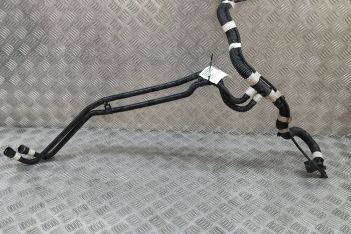 Furtun de lichid de răcire TESLA MODEL 3 2019 OEM: 1077579-00-H 30482915