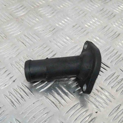 Furtun VW PASSAT B6 3C2 2009 OEM: 045121121A foto