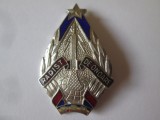 Cumpara ieftin Rară! Insignă originala Radist de Onoare RSR(mai rara decat RPR) foarte frumoasa, Romania 1900 - 1950