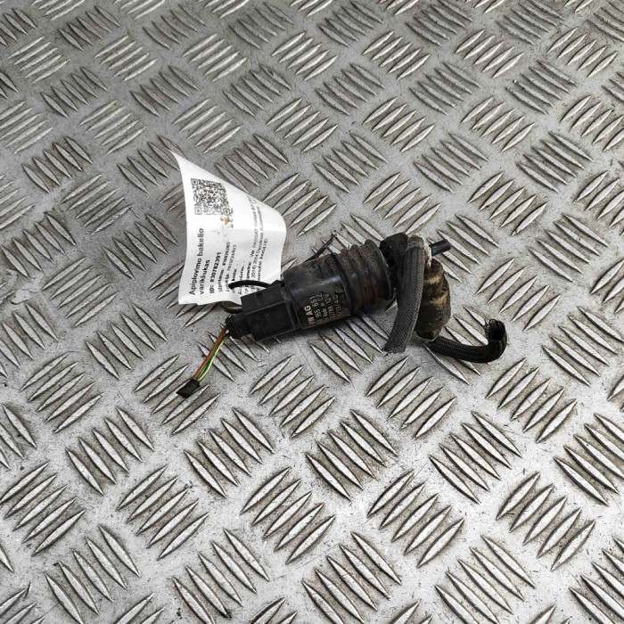 Motor rezervor lichid de parbriz VW PASSAT Variant B7 365 2014 OEM: 1K6955651 30782391