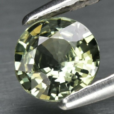 SAFIR NATURAL VERDEbun inlocuitor pt.DIAMANT-0,52 ct. Certificat d Autenticitate foto