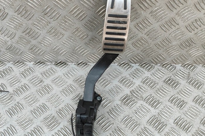 Pedala de accelerație MASERATI GHIBLI M157 2019 OEM: 04861714AF,6PV933966 28503542