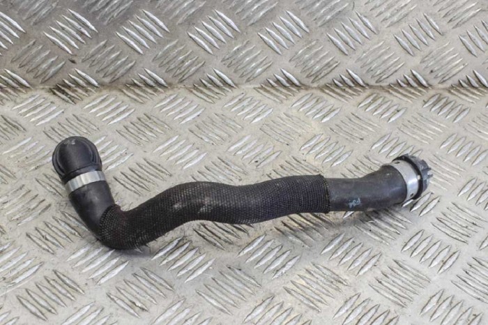Furtun radiator răcire dreapta MERCEDES-BENZ GLC X253, C253 2016 OEM: A2535014000 11285495
