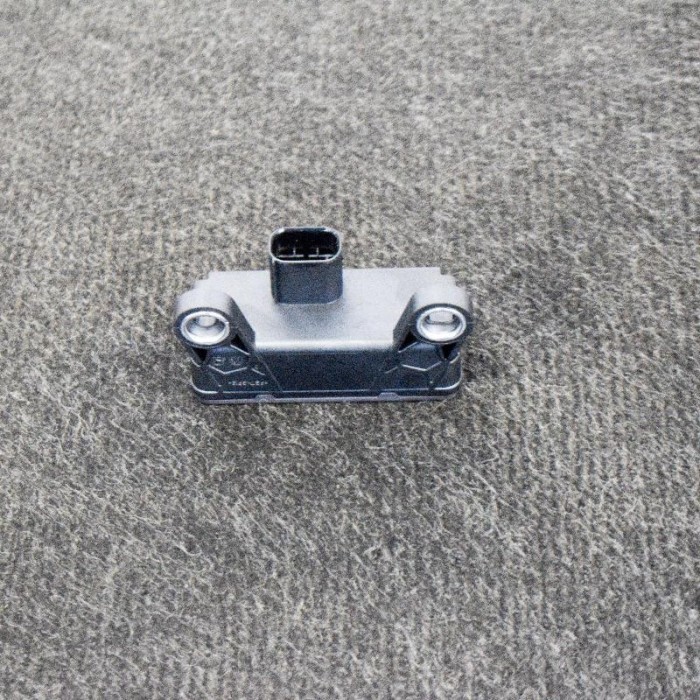 Senzor ESP PORSCHE MACAN 95B 2017 OEM: 10.1701-0764.3,95B.907.637.E,DS36D04Q4K,95B907637E 10783616