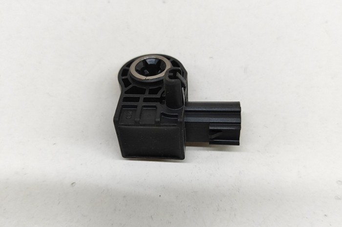 Senzor de impact st&acirc;nga față JAGUAR F-TYPE Coupe X152 2020 OEM: FH22-14B006-AB | 28112119