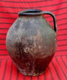 Vas (4) de 10 litri din lut negru de Marginea pentru ulei ceramica veche 100 ani
