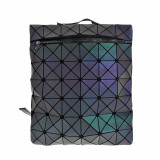 Rucsac din piele ecologica cu aspect holografic