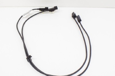 Port USB/AUX-In TESLA MODEL S 2018 OEM: 1004815-08-B 11497202 foto