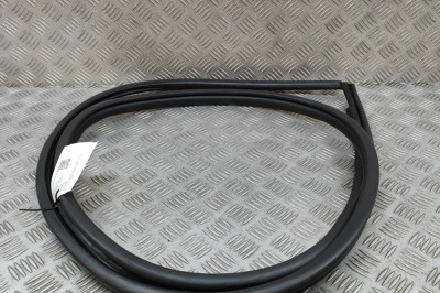 Garnitura ușă dreapta față LEXUS UX _AA1_, _AH1_, _MA1_ 2020 OEM: 67861-76020 | 28076339 foto