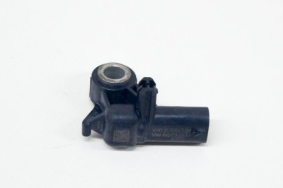 Senzor de impact st&amp;acirc;nga spate AUDI A4 8W2, B9 2018 OEM: 4M0959643 | 13495313 foto