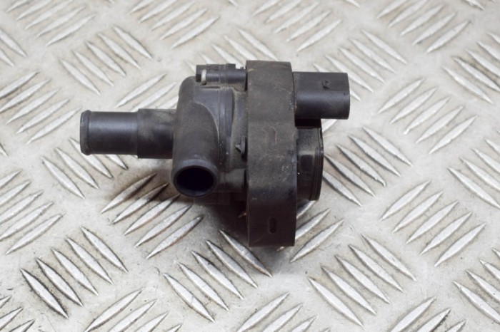 Pompa de apa auxiliara MERCEDES-BENZ E W212 2013 OEM: 3130591163,A2118350028 15236056