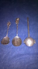 Infuzor si doua lingurite argintate