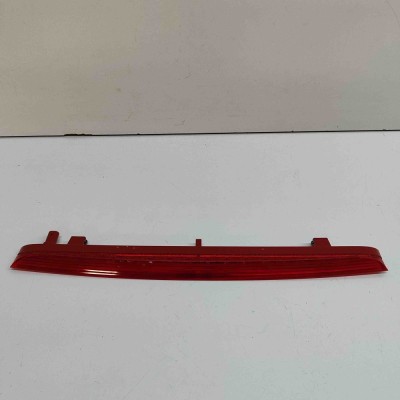 A treia lampa de fr&amp;acirc;nă VW T-CROSS C11 2024 OEM: 8V0945097D foto