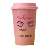 Cana ceramica de voiaj Pufo pentru cafea cu capac din silicon, 415 ml, model Eyebrows speak, roz