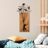 Cumpara ieftin Accesoriu decorativ de perete din lemn si metal Flying Boy Nuc 45x86 cm