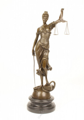 Justitia mare - statueta din bronz pe soclu din marmura XT-108 foto