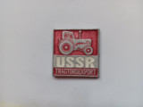 M3 K 18 - Insigna - tematica industrie - USSR - TRACTOREXPORT, Romania de la 1950