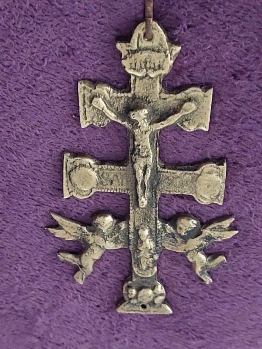 CUCIFIX FECIOARA MARIA,BRONZ SPANIOL,sec.XVII,Cruce Masiv antica-cruce de Moaste