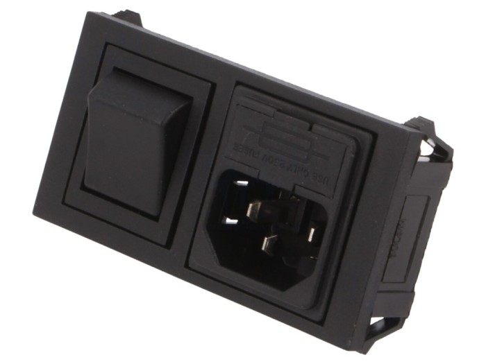 Conector AC soclu mamă 10A 250VAC
