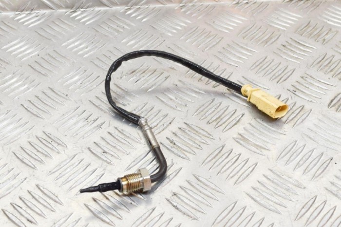 Senzor de temperatură gaze de eșapament PORSCHE CAYENNE 92A 2017 OEM: 059906088BR 11534189