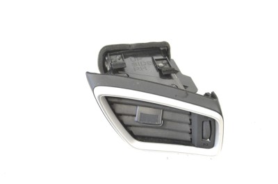 Gura de ventilație planșa de bord NISSAN X-TRAIL T32_ 2015 OEM: 68760-4BA1A,68760-4BA0A,68760-4CE0A 11834442 foto
