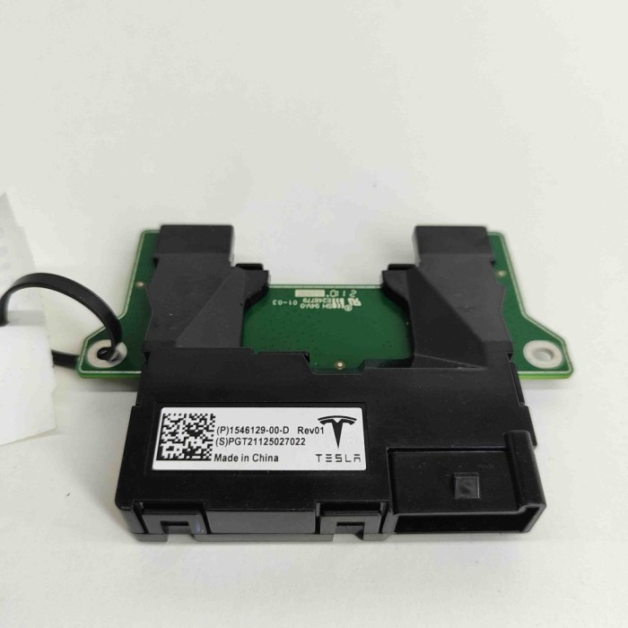 USB TESLA MODEL Y 2021 OEM: 1546129-00-D | 22595578