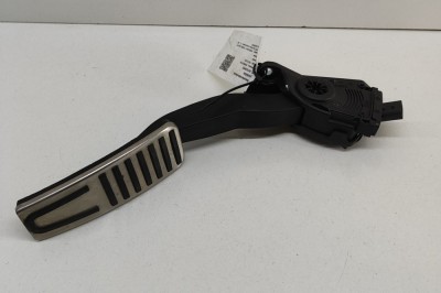 Pedala de accelerație MASERATI GHIBLI M157 2016 OEM: 04861715AE,6PV933966-27,6PV933966 27539952 foto