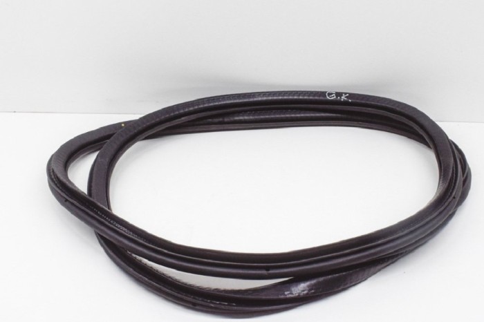 Garnitura ușă st&acirc;nga spate VOLVO V90 II 2019 OEM: 31371773 | 11423161