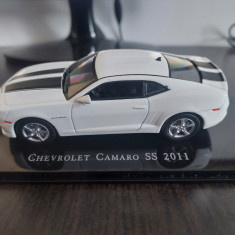 Macheta CHEVROLET CAMARO SS 2011 - Ixo, scara 1/43, noua.