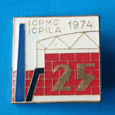 Insigna veche de colectie 1974 ICPMC - ICPILA Institut de Proiectari Constructii