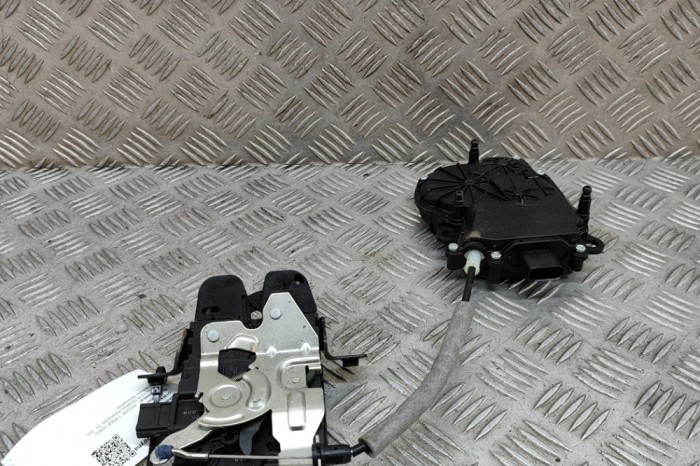 &Icirc;ncuietoare haion JAGUAR F-PACE X761 2016 OEM: CPLA-442A66-AE,CPLA-404C10-AB 23187856