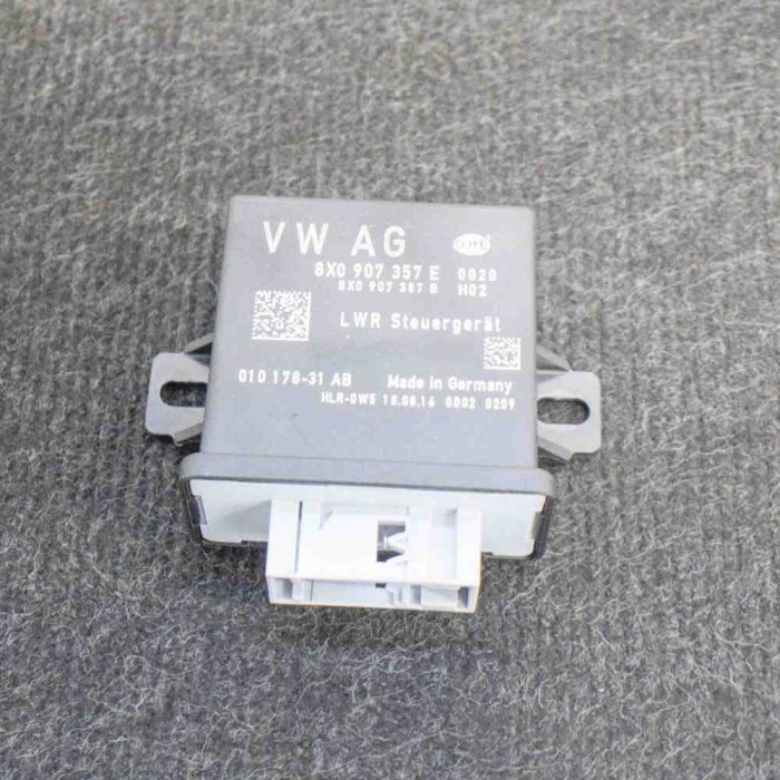 Modul de control far AUDI Q3 8U 2017 OEM: 8X0907357B,010178-31AB,8X0907357E 10948204